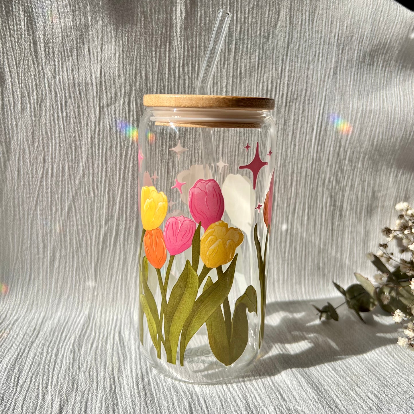 Glas-Trinkglas „Tulip Bloom“ – mit Holzdeckel & Glasstrohhalm
