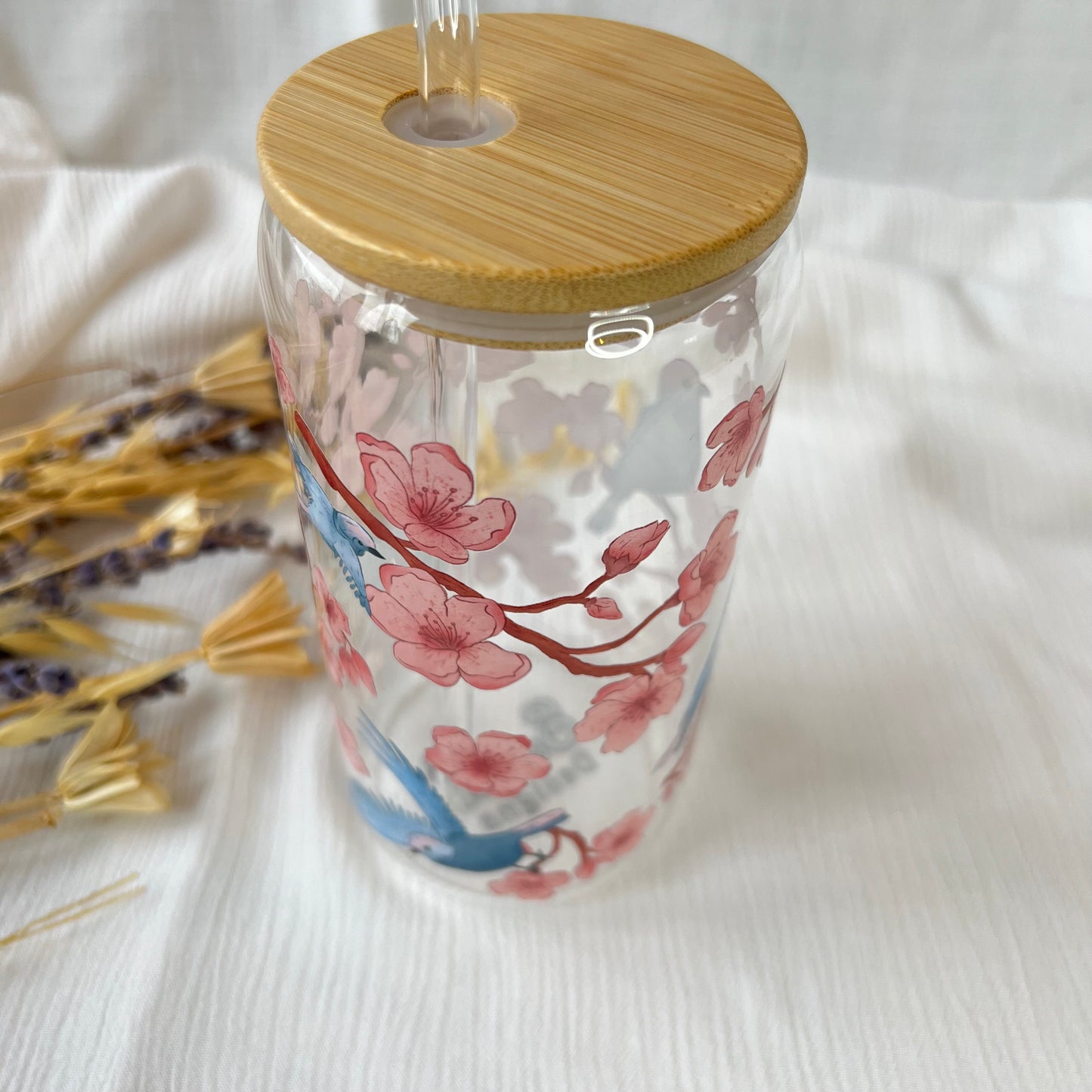 Glas-Trinkglas „Cherry Blossom“ – mit Holzdeckel & Glasstrohhalm