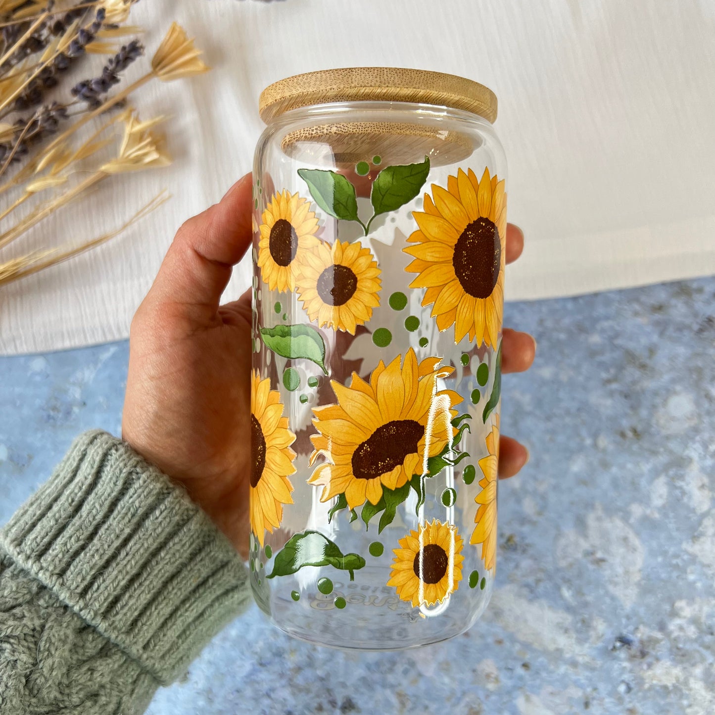 Glas-Trinkglas „Sunny Blooms“ – mit Holzdeckel & Glasstrohhalm