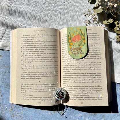 Magnetisches Lesezeichen „Stories Begin Right Here"
