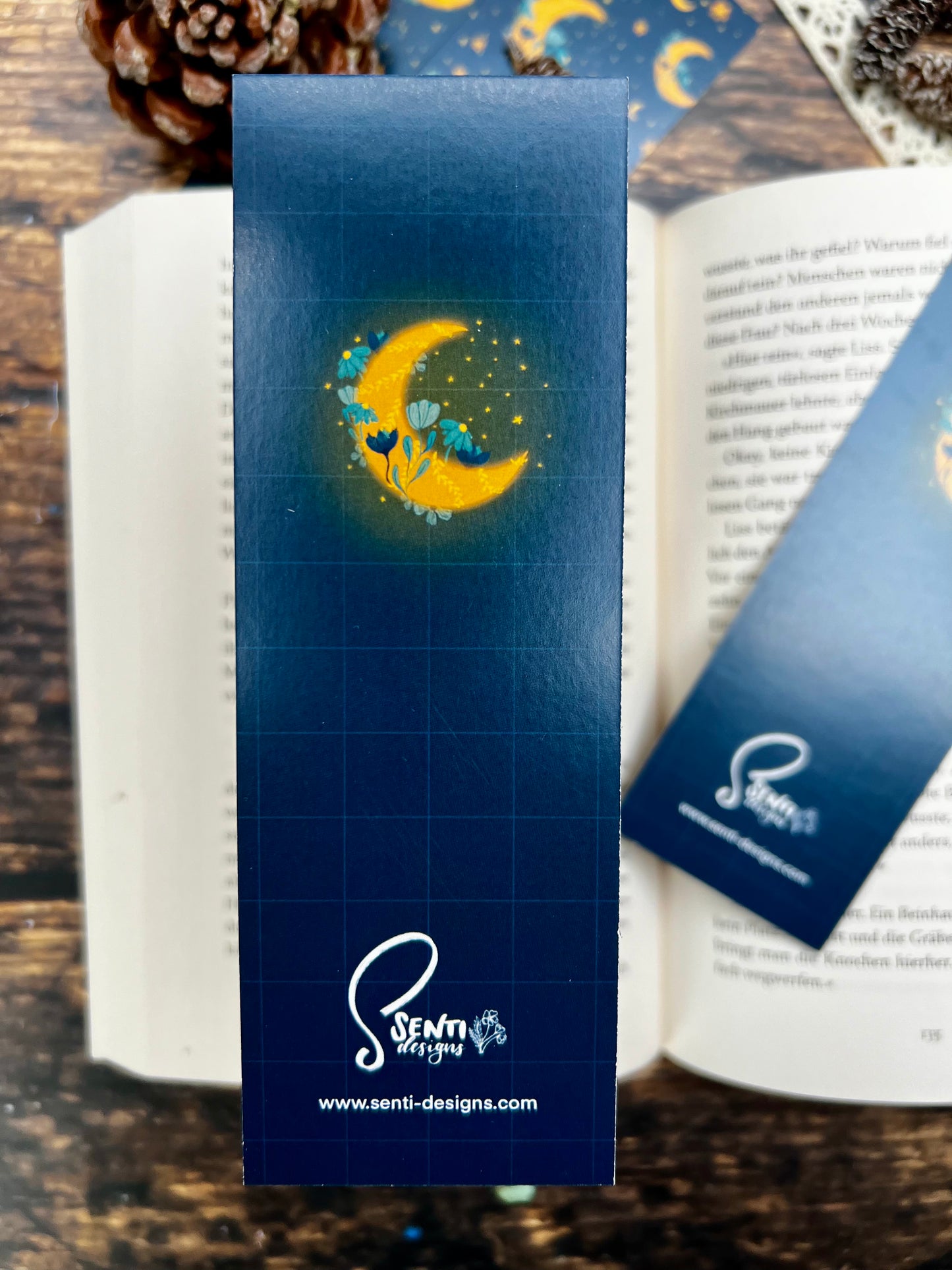 Bookmark - Magical Moon