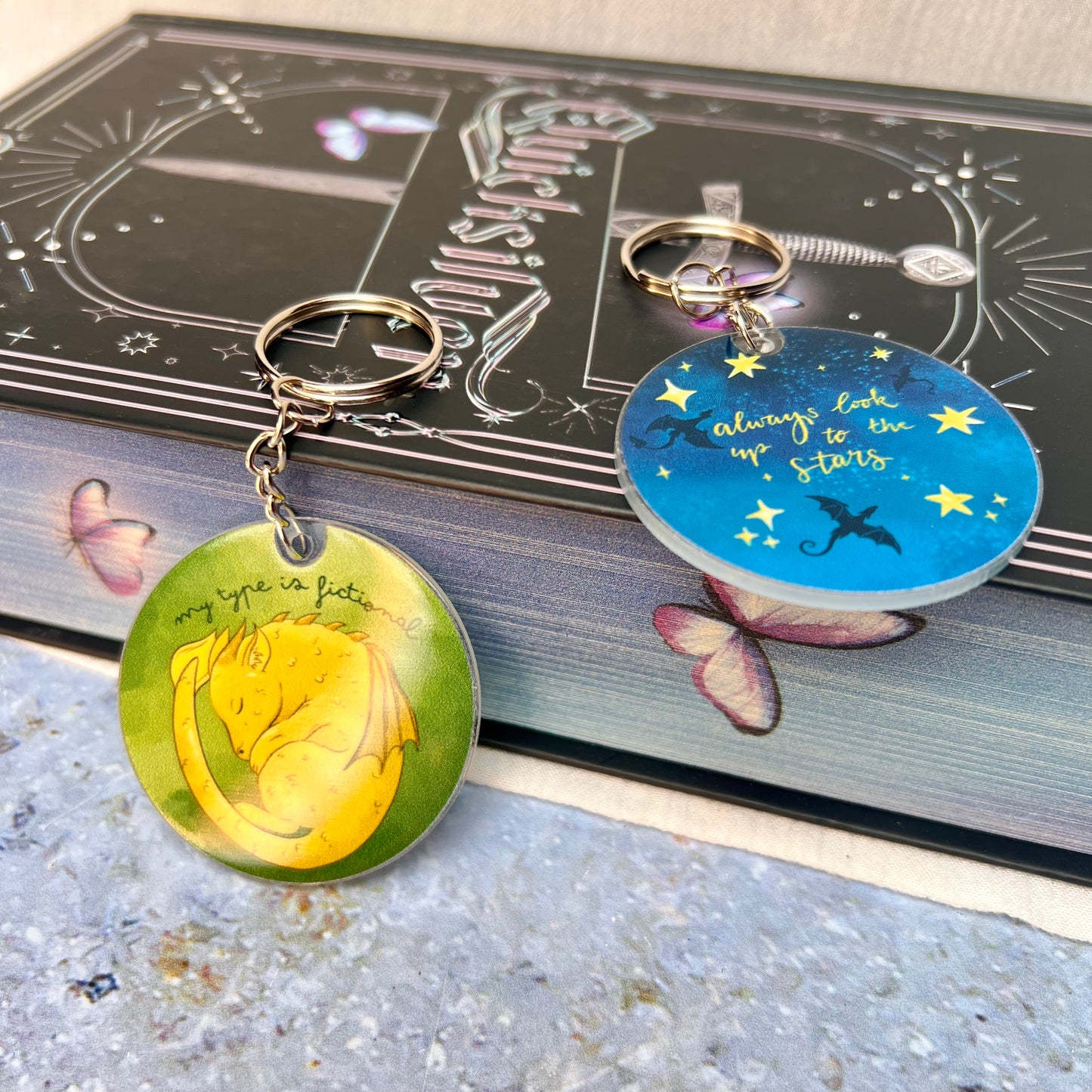 Runde Acryl-Schlüsselanhänger Fantasy