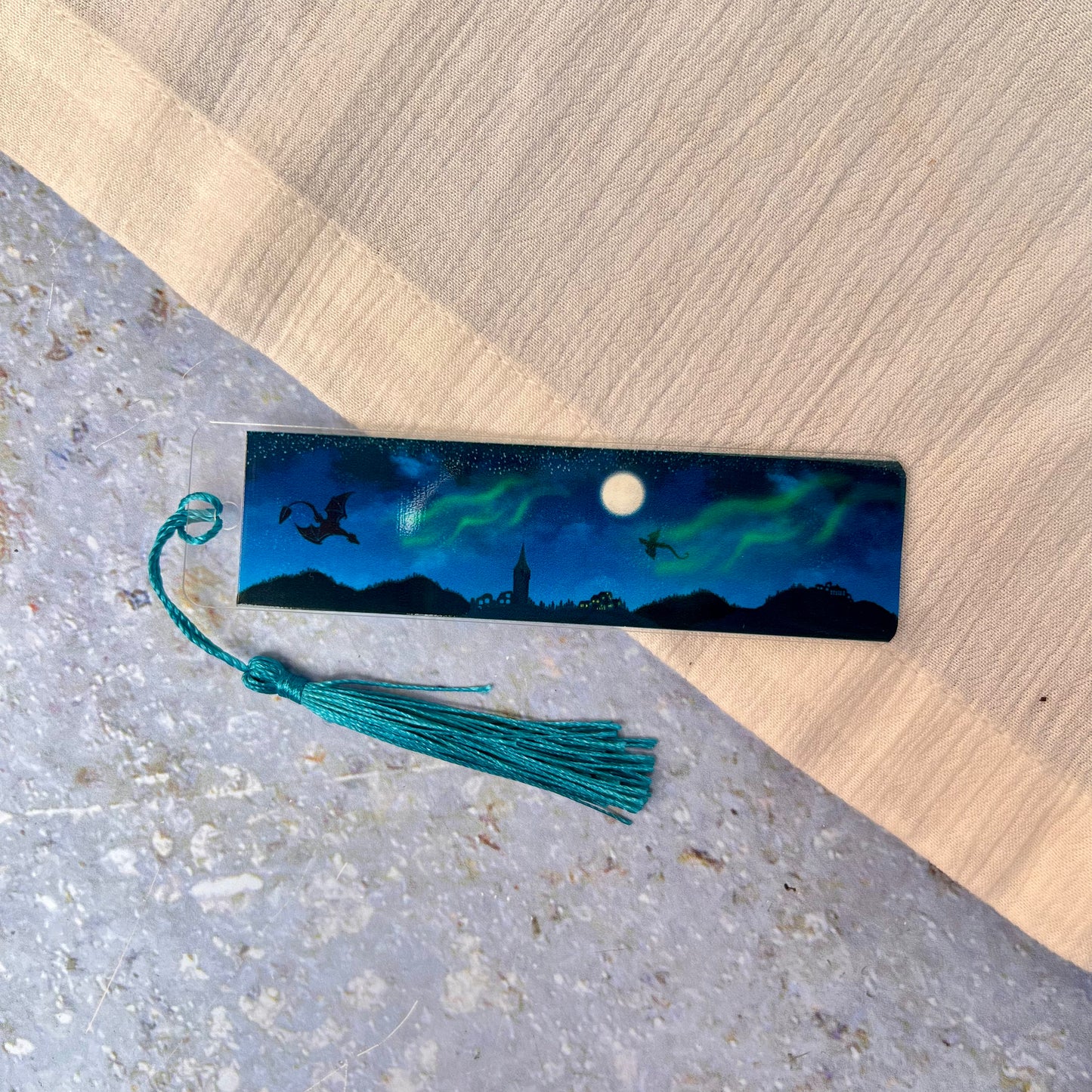 Acryl-Lesezeichen „Dragons and the Northern Lights“