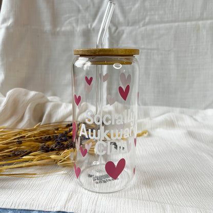Glas-Trinkglas „Socially Awkward Club“ – mit Holzdeckel & Glasstrohhalm